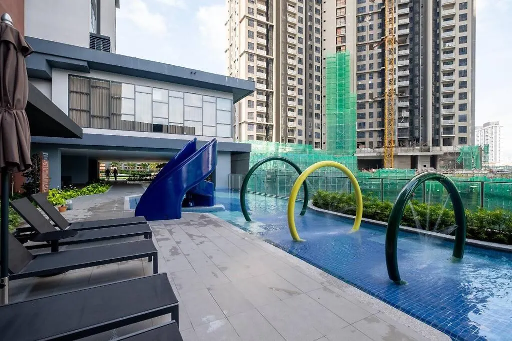Apartment City Lights Sweethome@Sunway Velocity Two 3Br2Bath Kuala Lumpur