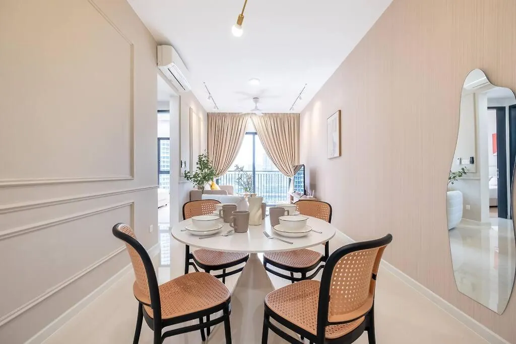 City Lights Sweethome@Sunway Velocity Two 3Br2Bath Kuala Lumpur