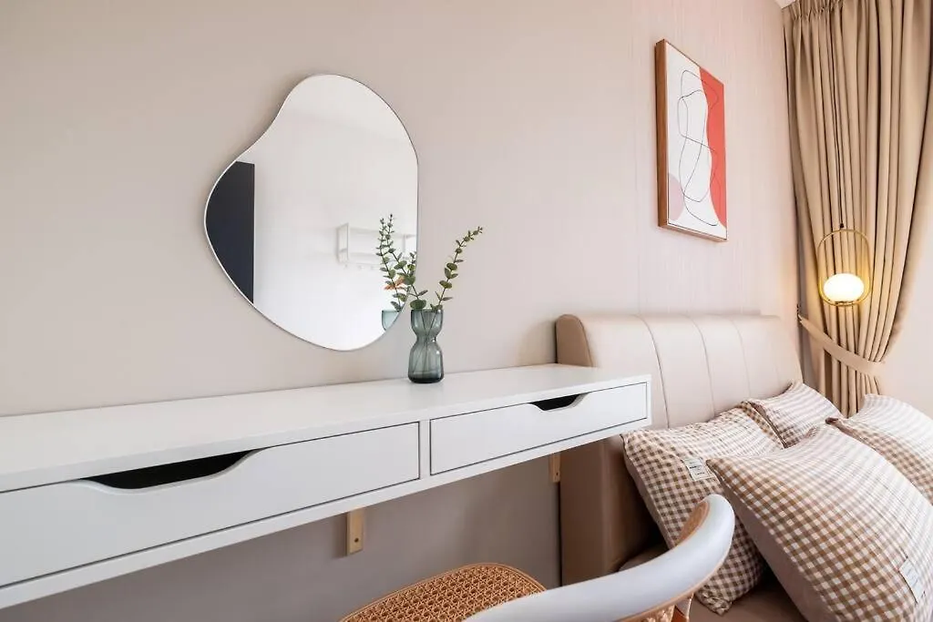 City Lights Sweethome@Sunway Velocity Two 3Br2Bath Kuala Lumpur
