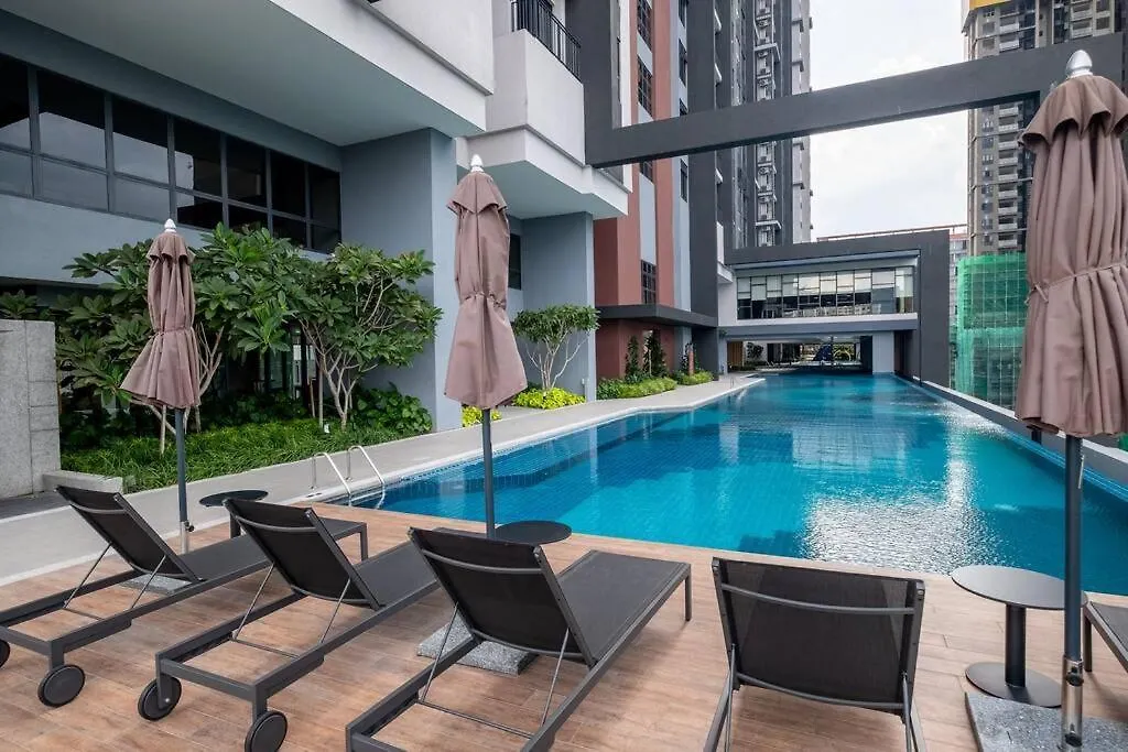 City Lights Sweethome@Sunway Velocity Two 3Br2Bath Kuala Lumpur Malaysia