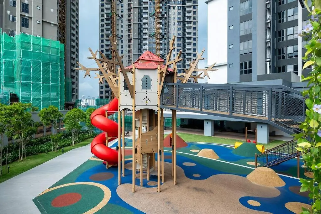 City Lights Sweethome@Sunway Velocity Two 3Br2Bath Kuala Lumpur Apartment