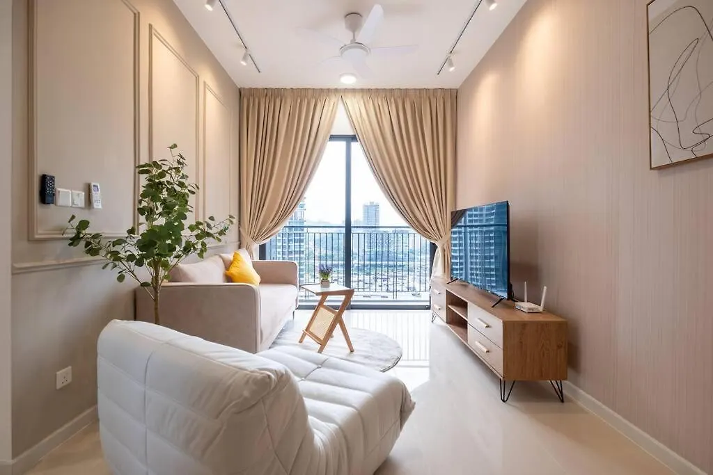 City Lights Sweethome@Sunway Velocity Two 3Br2Bath Kuala Lumpur